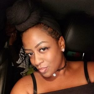 Meet your Posher, Eve